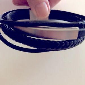 Men’s leather bracelet. Nip.